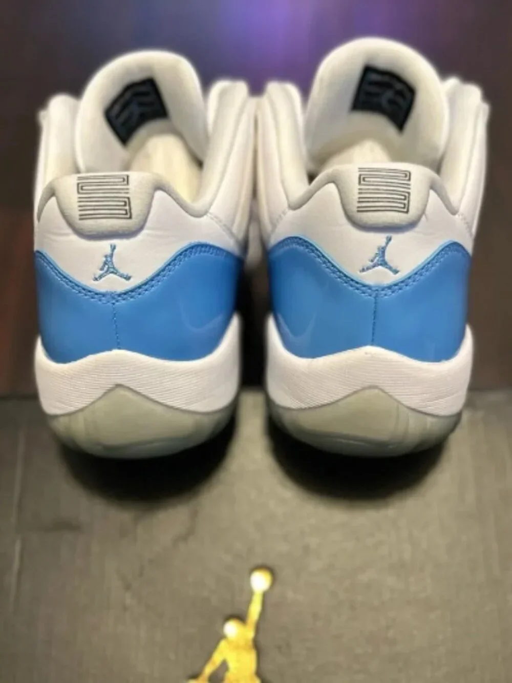 Air Jordan 11 Low “UNC”